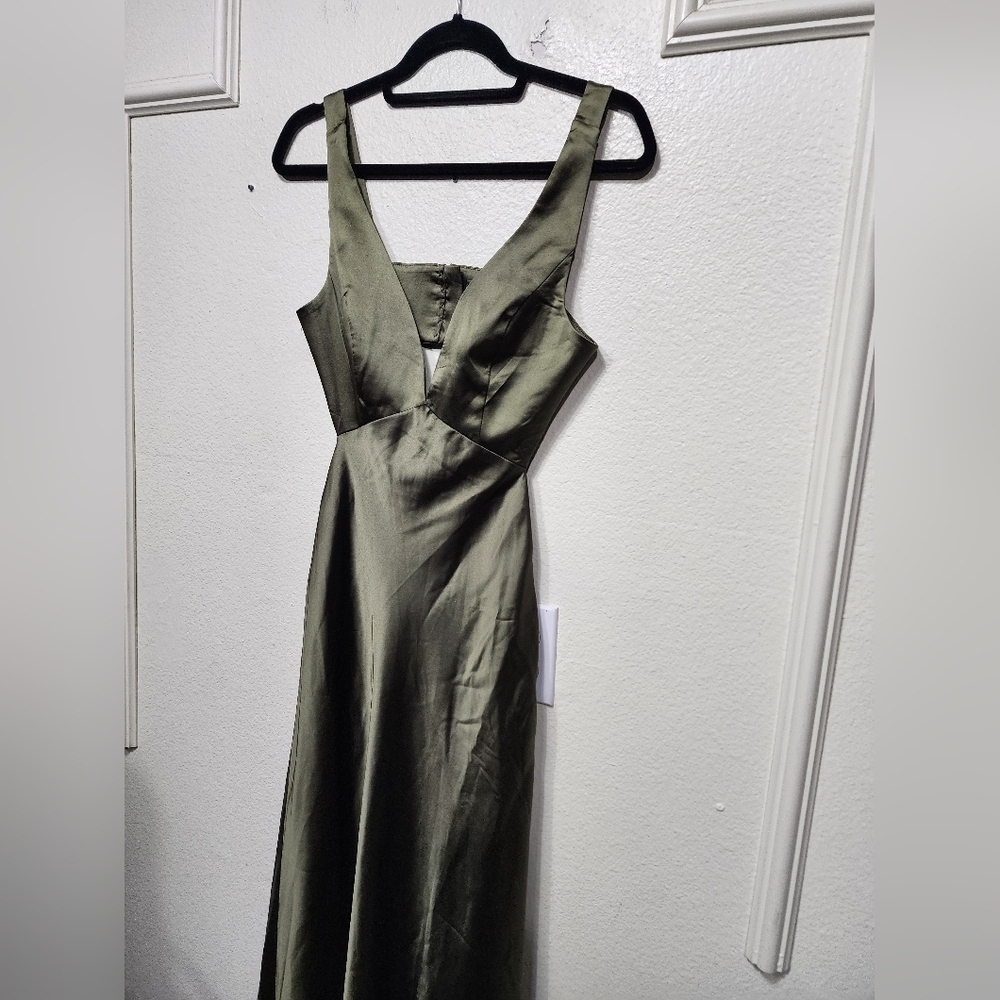 Lulus Unmatched Elegance Olive Satin Sleeveless Midi Dress Wedding Party Prom - Picture 7 of 9